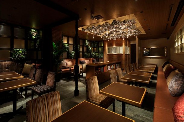 mg. 店内